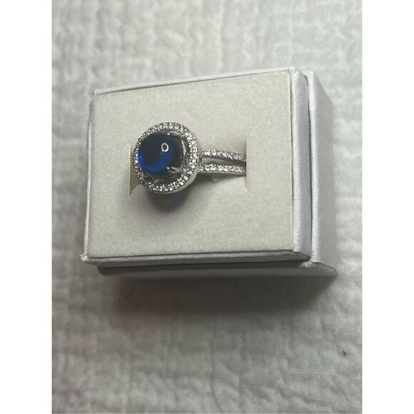 New Sterling Silver 925 Star Sapphire and Faux Diamond Ring size 7.75 - Picture 3 of 5